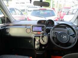 センターメーターで視認性バッチリ！