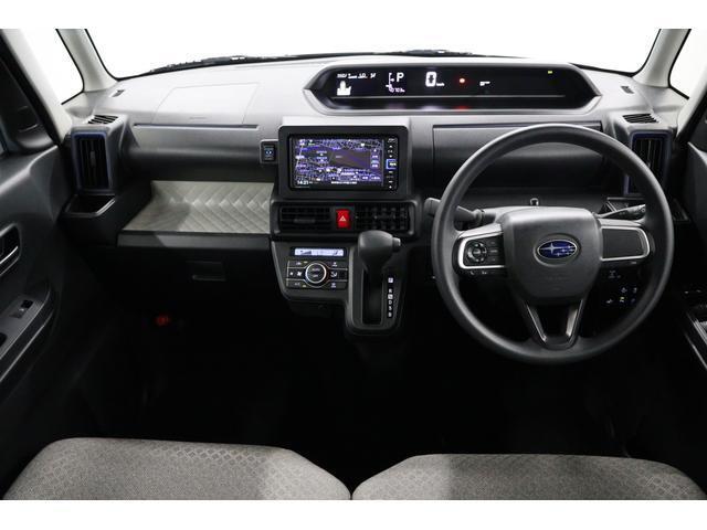 インパネ周り スイッチ類は操作しやすい配置になっていて、運転中の視線移動も少なくなり運転に集中できます！