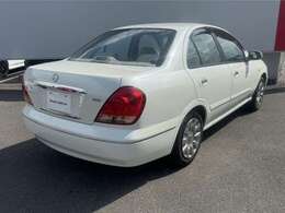 お手頃価格です☆セダンタイプかつコンパクトなお車をお探しの方にお勧めです☆