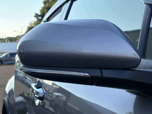 「ウインカーミラー」　見た目だけでなく、対向車からの視認性向上につながって安全度もアップ☆