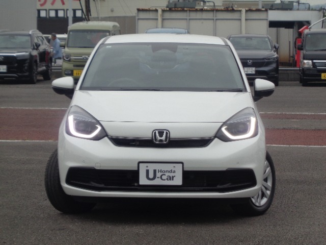 外装も丁寧に磨いております。是非1度実車をご覧ください！