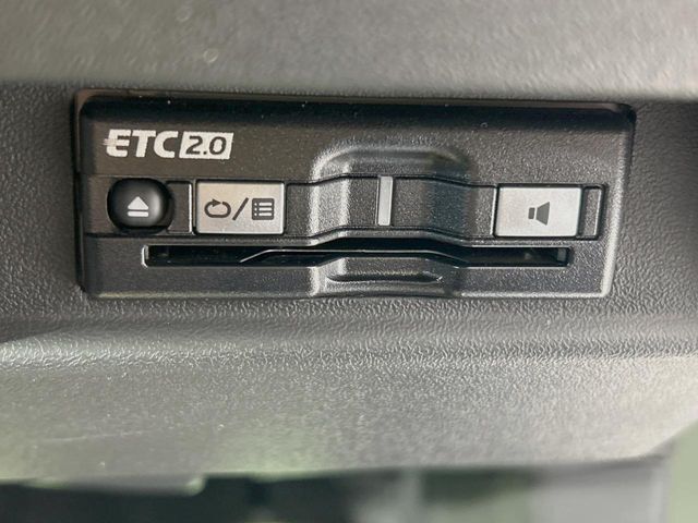 【ETC】高速道路の料金所をストレスなく通過！話題のスポットやサービスエリアに多い「スマートIC」利用時は必須のアイテムです。当店でセットアップを実施、ご納車当日からすぐにご利用いただけます！