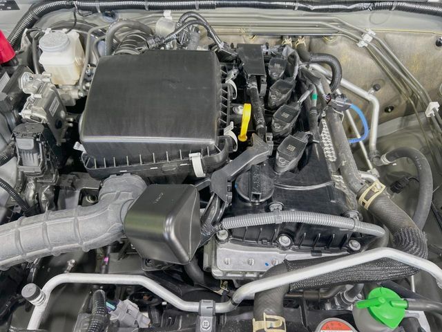 親切・丁寧な専門メカニックスタッフが応対！・車検・点検整備・事故等の修理などアフターサービスも安心。お車のカスタマイズもネクステージのサービススタッフまでご相談ください！