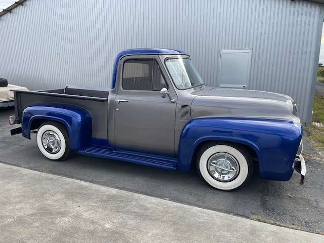 フォード F100 パンプキン 2012年レストア済み/V8エンジン