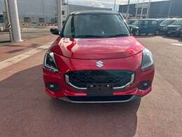 初売りは4日からご来店者様に福袋プレゼント中新型スイフト発売大商談会開催中オプション7万円プレゼント＋びっくり特典！お好きな色グレードオプションオーダー可能です6年連続新車スイフト販売実績日本一の価格で