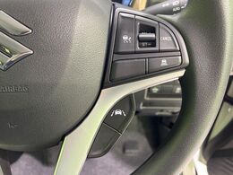 【アダプティブクルーズコントロール】高速道路での長距離走行が楽に！！自動で速度を保つクルーズコントロールが、衝突軽減システムと連携し、前方の車両を感知して車間を保つように速度調節してくれます！！
