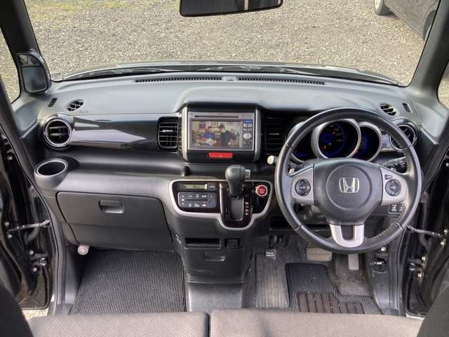 中古車販売　オーシャンデザイン白根店　（株）AOZORA COMPANY　新潟県新潟市南区下塩俵1454-1　定休日：月曜日　営業時間：10時～19時