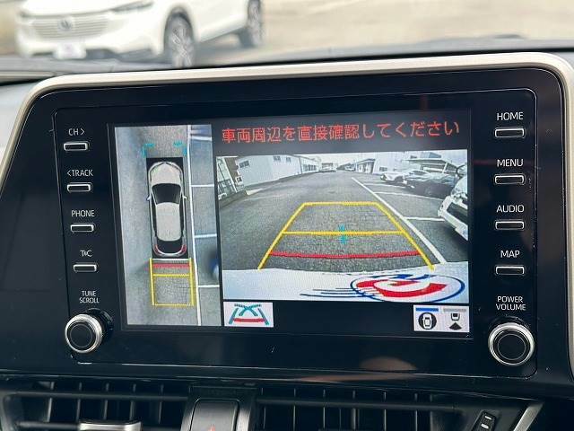 【全周囲カメラ】搭載で駐車に慣れていない方や狭い場所でも安全に駐車できます♪