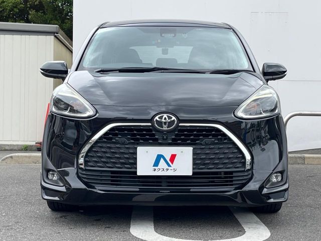 弊社では、全車『修復歴なし』のお車のみ取り扱っております。専任バイヤーによる厳選した仕入れの後、入庫後の車両チェックを行い、ネクステージが認定した高品質な中古車をご提供しております。