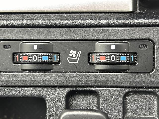 気になる車はすぐにお問い合わせください！画面右側の0066から始まる無料ダイヤルからお問い合わせ下さい！専門スタッフがお車のご質問にお答えいたします！