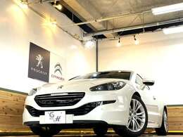 地を這うような乗り味が特徴的なRCZ！！！どこのアングルもかっこいいです！！