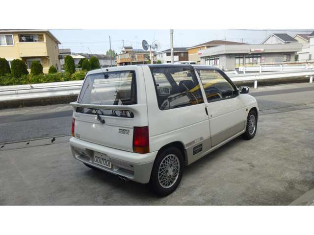 パールホワイトIIトン カラー2オーナー 車  禁煙ガレージ保管  ！！