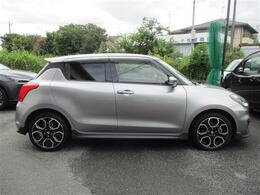 とてもキレイな外装♪