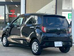 形状はハッチバックなので荷物の積み下ろしやラゲッジの広さも十分確保できます。