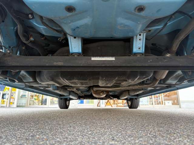 下廻りの防錆塗装【鎧】やマフラーの耐熱シルバーコーティングも施行可能ですのでご相談下さい♪