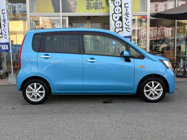 人気の軽自動車から1BOXカーまで幅広いラインナップで取り揃えております。今人気の新型車や登録済み未使用車も☆【試乗も可能！！】展示場にないお車も全店在庫から無料でお取り寄せ可能（一部車両を除く）！