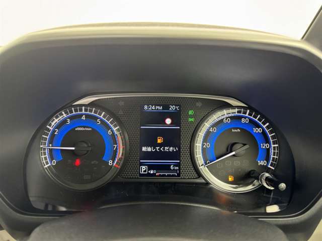 【スピードメーター】メーターがシンプルで見やすく運転しやすいですね！
