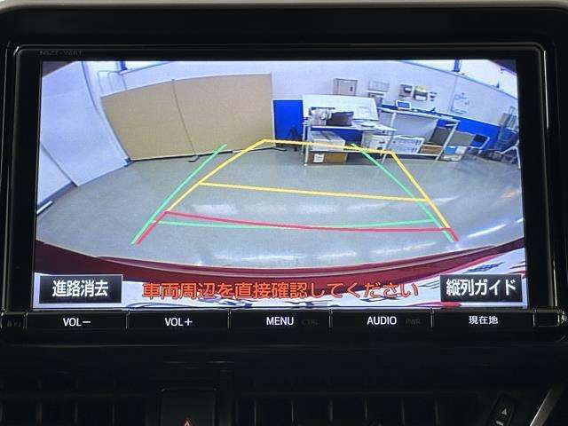 バックモニター付なので後退時に後方が見えるので安心。　車は構造上、死角がたくさんなので万が一を考えると必須ですね。　あくまで補助の為の装備、バックは目視で確認する事が重要ですよ。