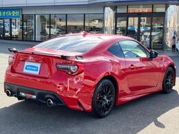 全国に店舗を展開しているのでどこでもお取り寄せが可能です！この車が気になるけど遠方だから・・・と諦める必要はありません！※別途陸送費が必要です。