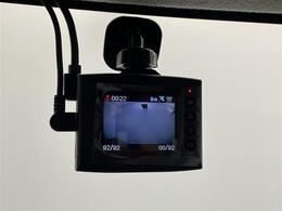 【後部座席操作部】後部座席を快適に過ごしていただくための便利な装備が付いています！