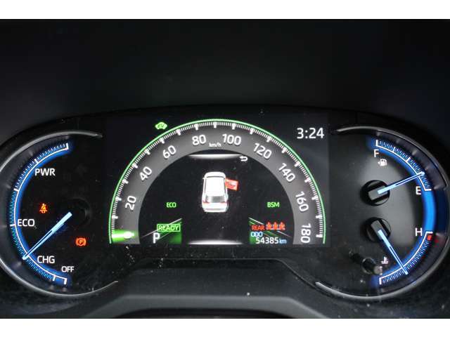 オイル交換・タイヤ交換もお気軽にご来店下さい！