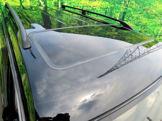 買取車両を中心に展示しております。前オーナー様の愛着のある車を展示しております！！