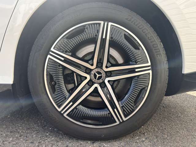 お車によって新車保証継承、2年保証がお選びいただけます。詳しくはスタッフまでお問い合わせください。【お問い合わせ電話番号0078-6003-525857】