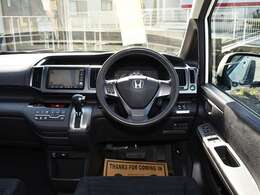 NEXTAでは、自動車買取をメインに優良なものだけを厳選し、店頭にてダイレクトに直売しております。ココに安さの秘密があります。
