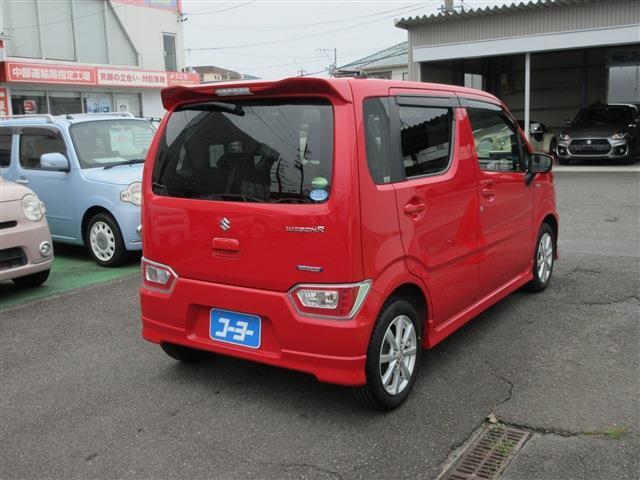 【車両コンディションシート】コーヨーでは「車両コンディションシート」を基に67か所の検査項目をくまなくチェック。整備のプロである検査員が徹底的にメンテナンスを行います。