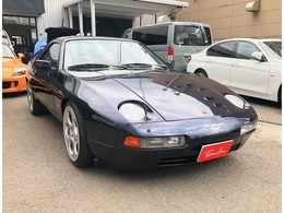 輸入車専門店ロッソ・アーレア掲載車両をご覧頂き誠にありがとうございます。インターネットでのお車のご購入について不安を解消できるよう努めてまいります。些細な事で構いませんご要望や質問などお申し付け下さい