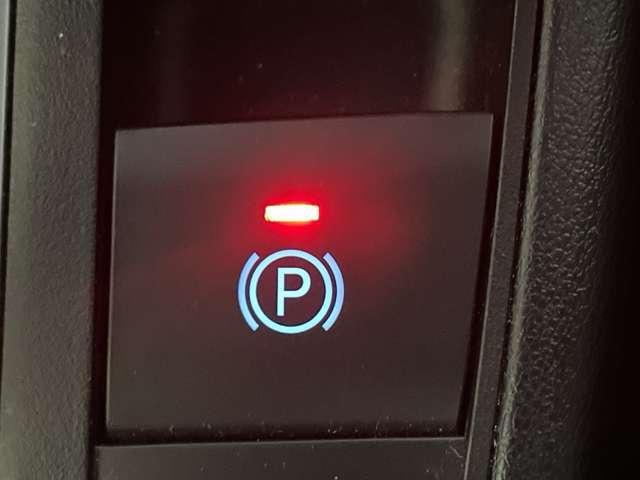 【運転席操作部】快適なドライブを楽しむための機能が装備されています！運転席から触れるので、使いやすいです！除菌プランいれていただくと、さらに清潔で安心していただけます！