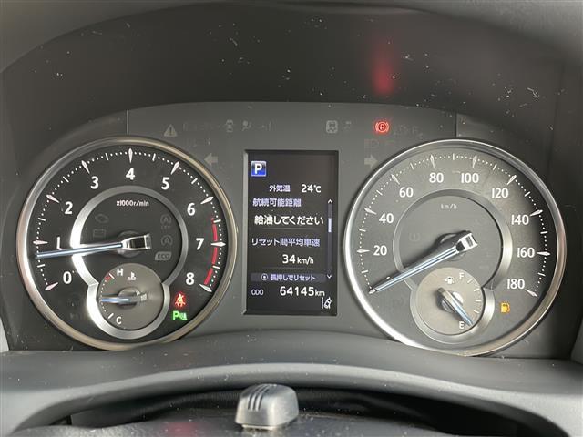 【スピードメーター】メーターがシンプルで見やすく運転しやすいですね！