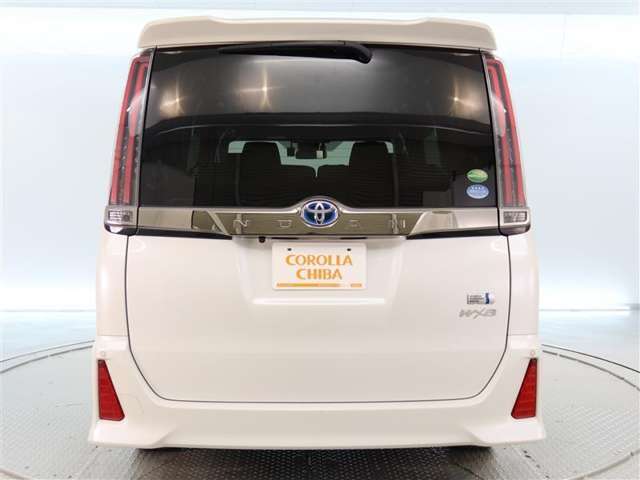 サービス工場完備。車検・メンテもお任せください！