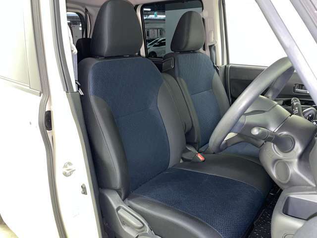 「運転席」シートなどの状態も良く、目立つような傷や汚れはありません！