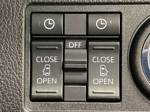 運転席からでも電動スライドドアの開閉ができるので便利です(*'▽')