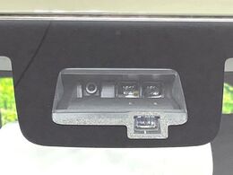 【スズキ　セーフティサポート】走行中に前方の車両等を認識し、衝突しそうな時は警報とブレーキで衝突回避と被害軽減をアシスト。より安全にドライブをお楽しみいただけます。