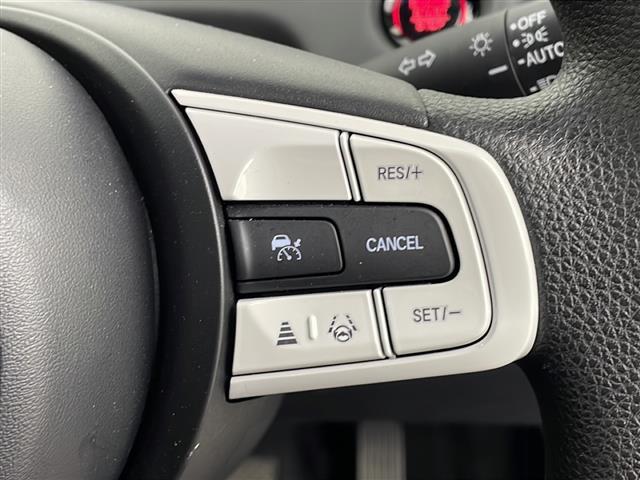 【運転席操作部】快適なドライブを楽しむための機能が装備されています！運転席から触れるので、使いやすいです！除菌プランいれていただくと、さらに清潔で安心していただけます！