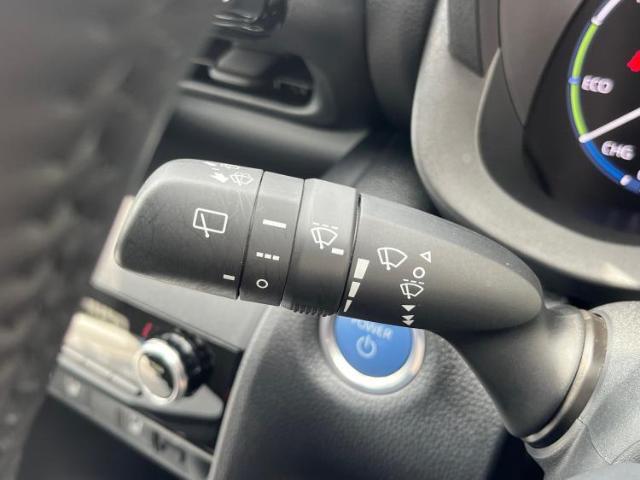 国産車から輸入車まで多様なお客様のニーズのお応えできるように、全国規模で豊富な在庫展開！車のことならWECARSへ！