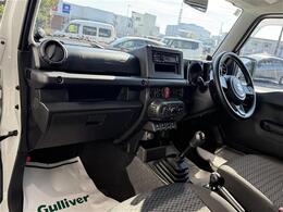 安心の全車保証付き！（※部分保証、国産車は納車後3ヶ月、輸入車は納車後1ヶ月の保証期間となります）。その他長期保証(有償)もご用意しております！※長期保証を付帯できる車両には条件がございます。