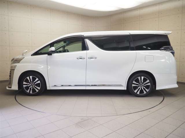 60項目5000部品が対象のトヨタディーラーの保証だからこその安心！全国5000箇所のトヨタテクノショップで保証修理OKです。