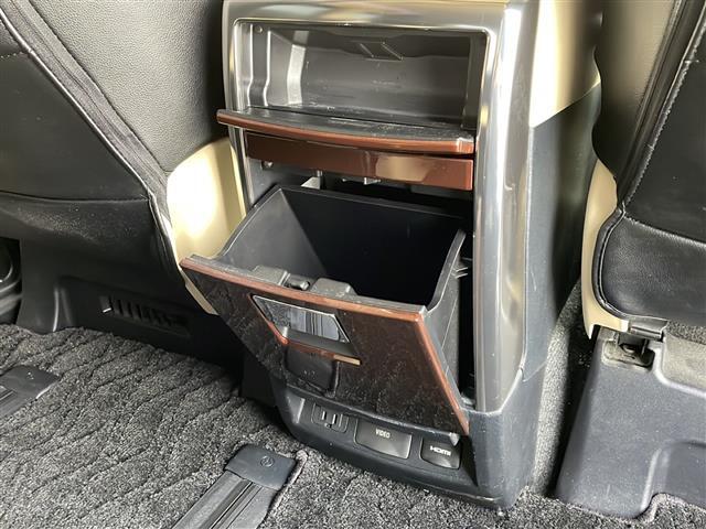 商談ルームにはキッズルームも完備しています☆お子様連れでもゆっくりとお車をお選びいただけます！