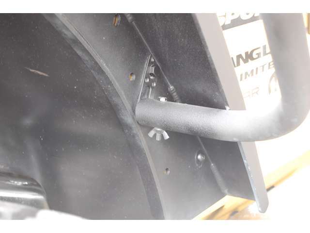 ビス固定ですので簡単に外せます