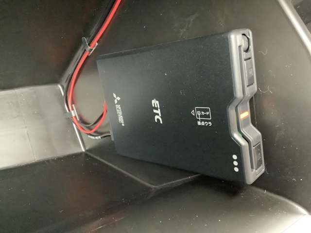 すっきり収納の純正ETC装備済です！