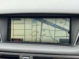 『ナビゲーション』装備しております。