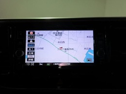 ◆三重県最大級の大型屋内中古車センター♪ヴァーサス鈴鹿店です♪オールジャンルの展示車が盛り沢山です♪在庫の無い車両のオーダーも受け付けます♪電話→059-384-5050までお問合せ下さい◆