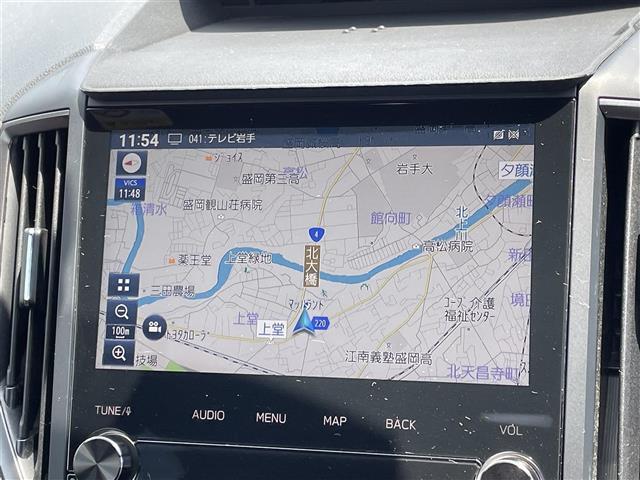【純正ナビ】専用設計で車内の雰囲気にマッチ！ナビ利用時のマップ表示は見やすく、いつものドライブがグッと楽しくなります！