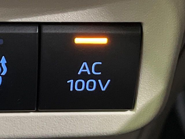 【アクセサリーコンセント】キャンプやスポーツ、アウトドアでのアクティビティはもちろん、災害・停電の際に助けにもなるAC100Vコンセントを装備♪ケータイやタブレット、ゲーム機器の充電にも♪