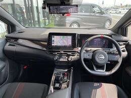 【インパネ全体】全方位で視界が広く、高い目線で運転もしやすいです！◆乗って触って体感してみてください！！当社車両は試乗可能です！お気軽にスタッフまでご相談ください！