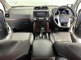 クルーズコントロール★黒革シート★前席パワーシート/シートヒーター★スペアタイヤ★Yupiteruレーダー探知機(GWR93sd )