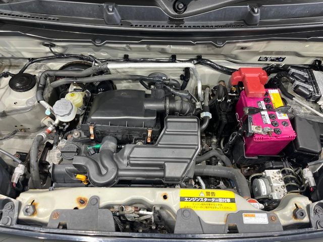 親切・丁寧な専門メカニックスタッフが応対！・車検・点検整備・事故等の修理などアフターサービスも安心。お車のカスタマイズもネクステージのサービススタッフまでご相談ください！